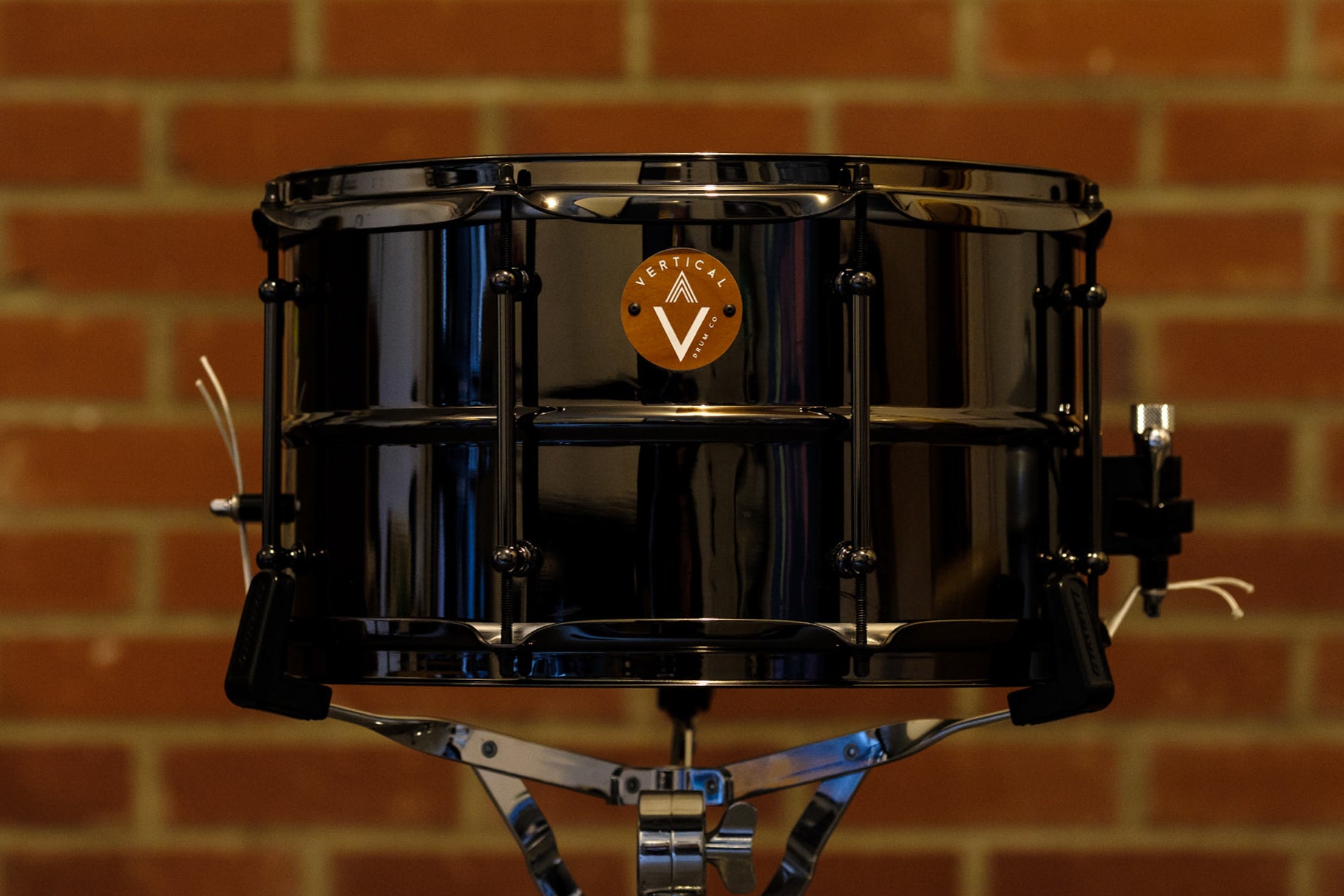 Vertical Drum Co. Chorus 8×14” Beaded Black Nickel/Brass Snare Drum Black with Trick Throw