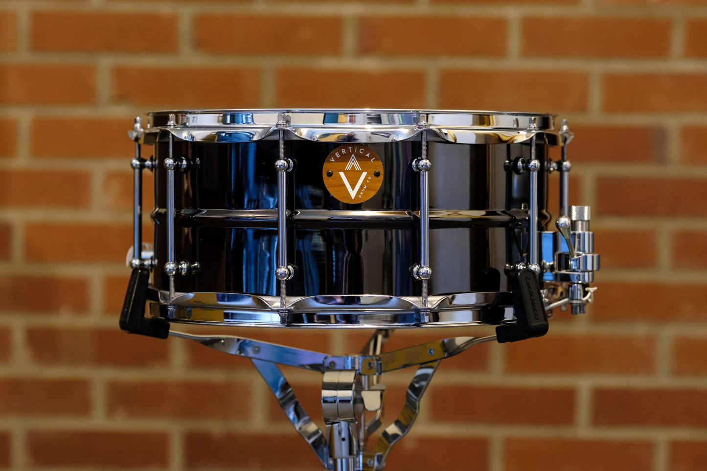 Vertical Drum Co. Verse 6.5×14” Beaded Black Nickel/Brass Snare Drum Chrome with Trick Throw